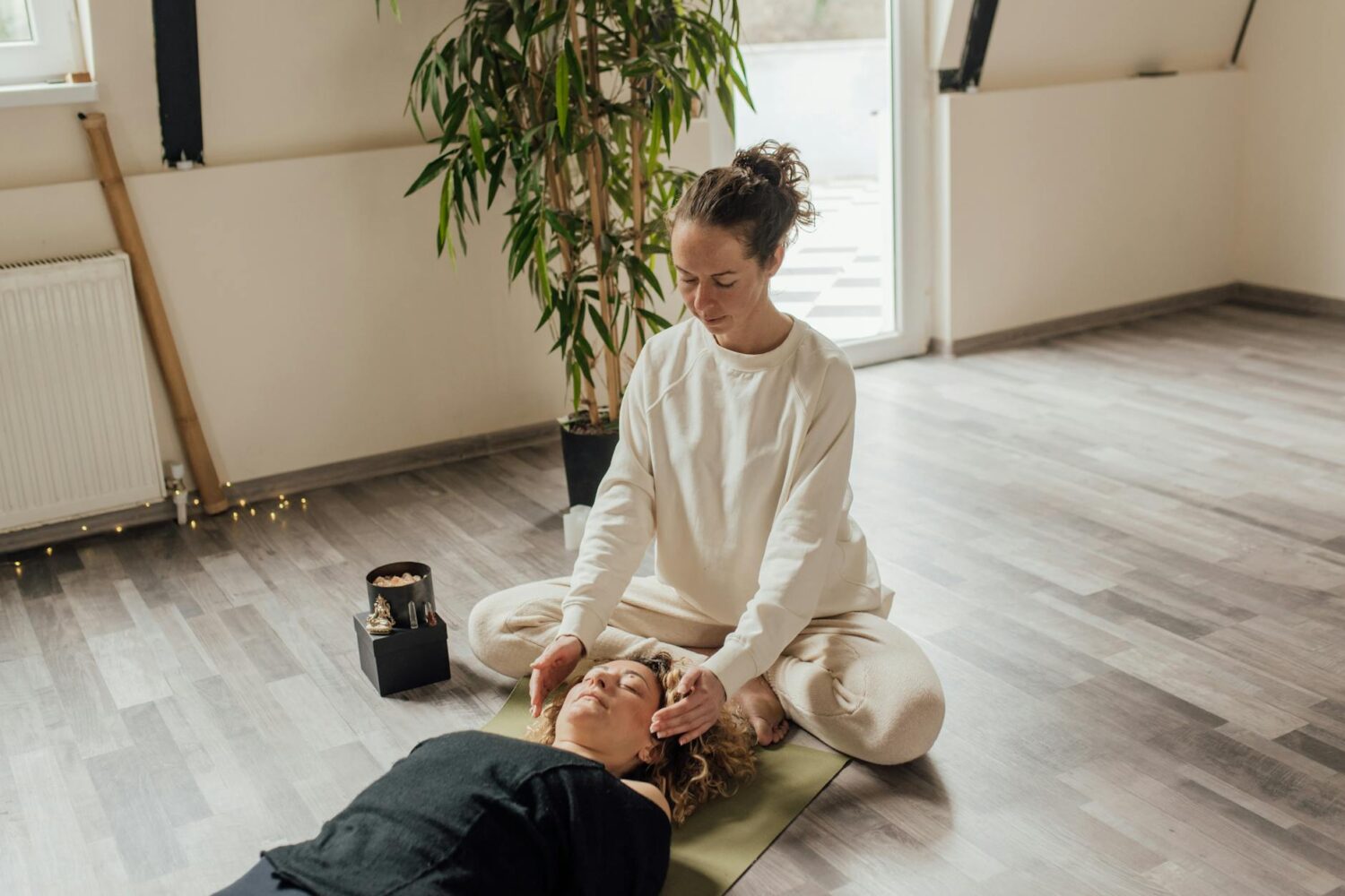 Effets secondaires du reiki : symptômes possibles et précautions à prendre