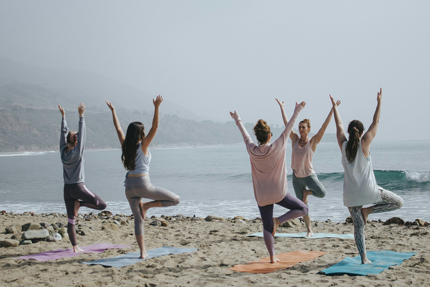 Comment devenir professeure de yoga ?